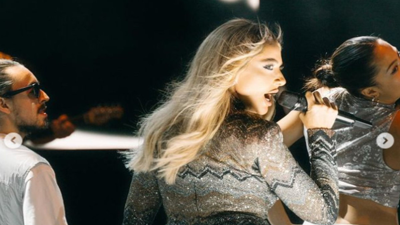 Hadise kalça dansını paylaştı. Takipçilerinin aklını başından aldı