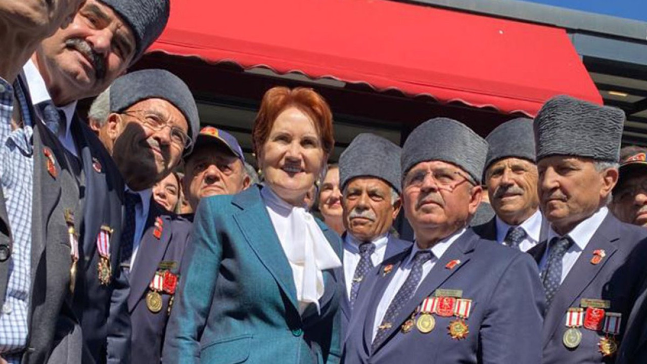 Akşener Gaziler ile bir araya geldi