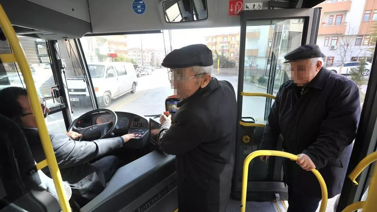 65 yaş üstü ücretsiz taşımada sona gelindi. Telefonunu çıkar diyen amcalara kara haber