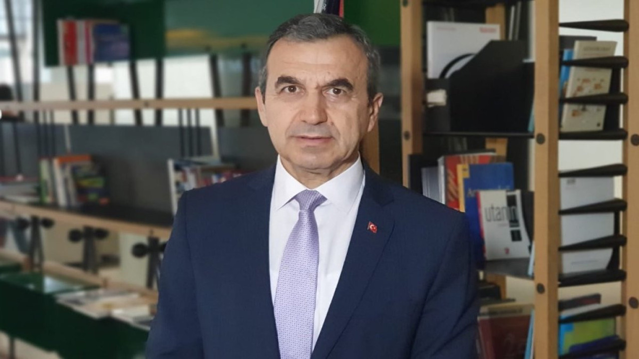 Emekli Tuğgeneral Naim Babüroğlu, Atatürk’ü sevenlerin asla ne yapmaması gerektiğini açıkladı