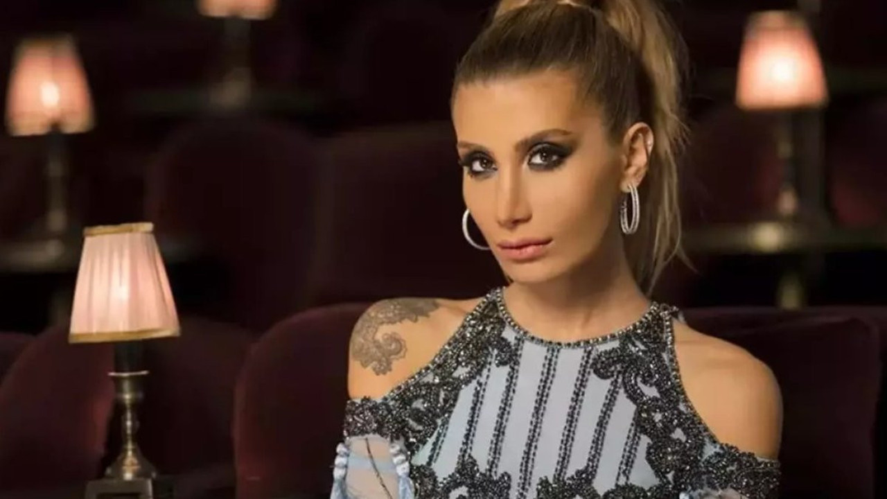 İrem Derici takipçisinden gelen özel mesajı ifşa etti