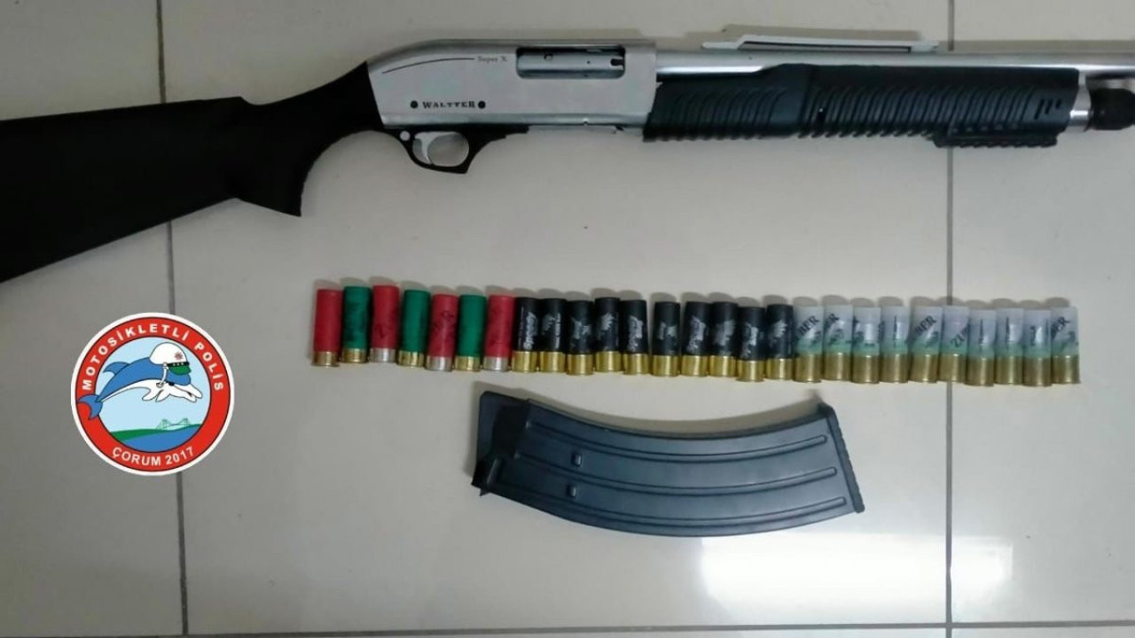 Çorum'da şok uygulamada çok sayıda silah ele geçirildi (22 Eylül 2023)