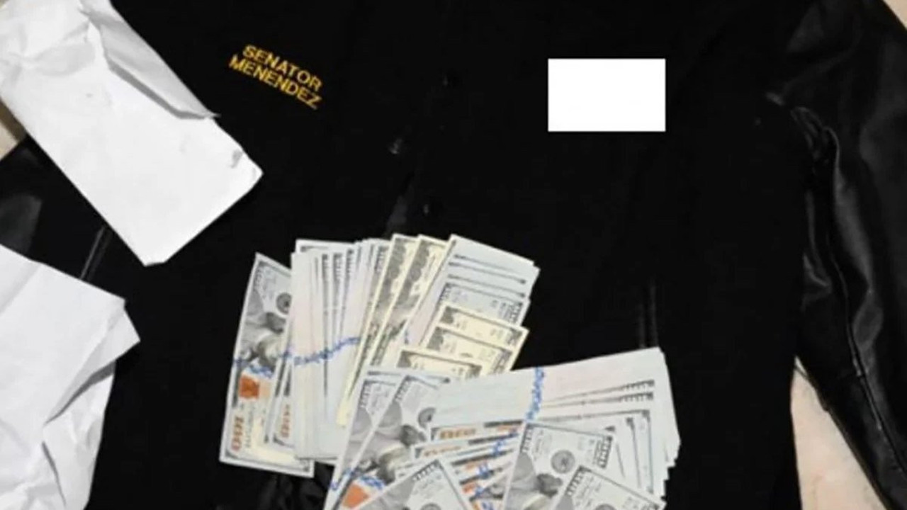 ABD'li senatörün evinden binlerce dolar ve külçe altın çıktı. Türkiye karşıtlığıyla biliniyordu