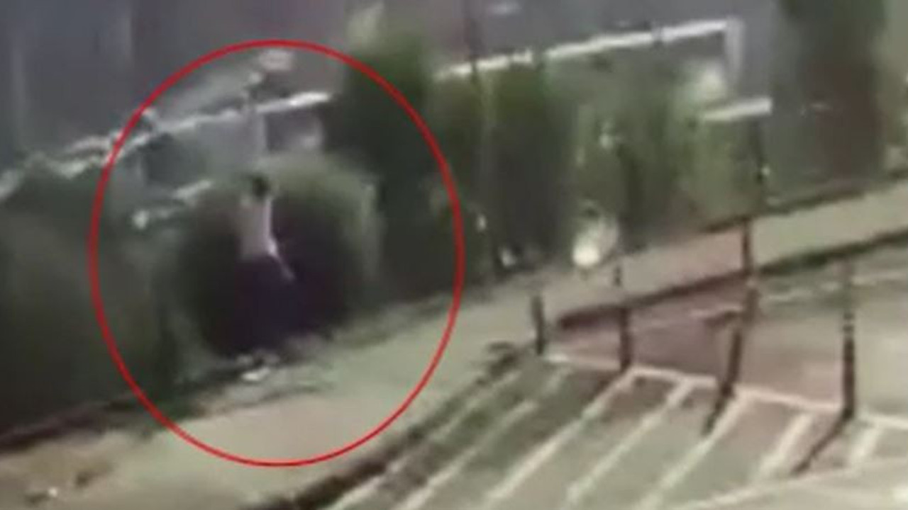 Sınav sırasını bekleyen adamın inanılmaz ölümü