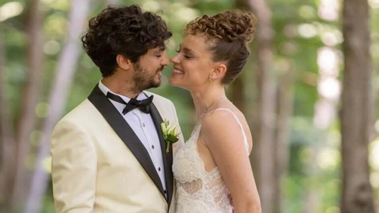 Taner Ölmez ve Ece Çeşmioğlu’ndan müjdeli haber. Ünlü çift ikinci kez aynı heyecanı yaşıyor