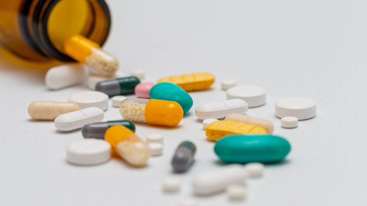 Antibiyotik kâbusu mu yaşanacak? Bilim Kurulu Üyesi açıkladı. Hapı yuttuk