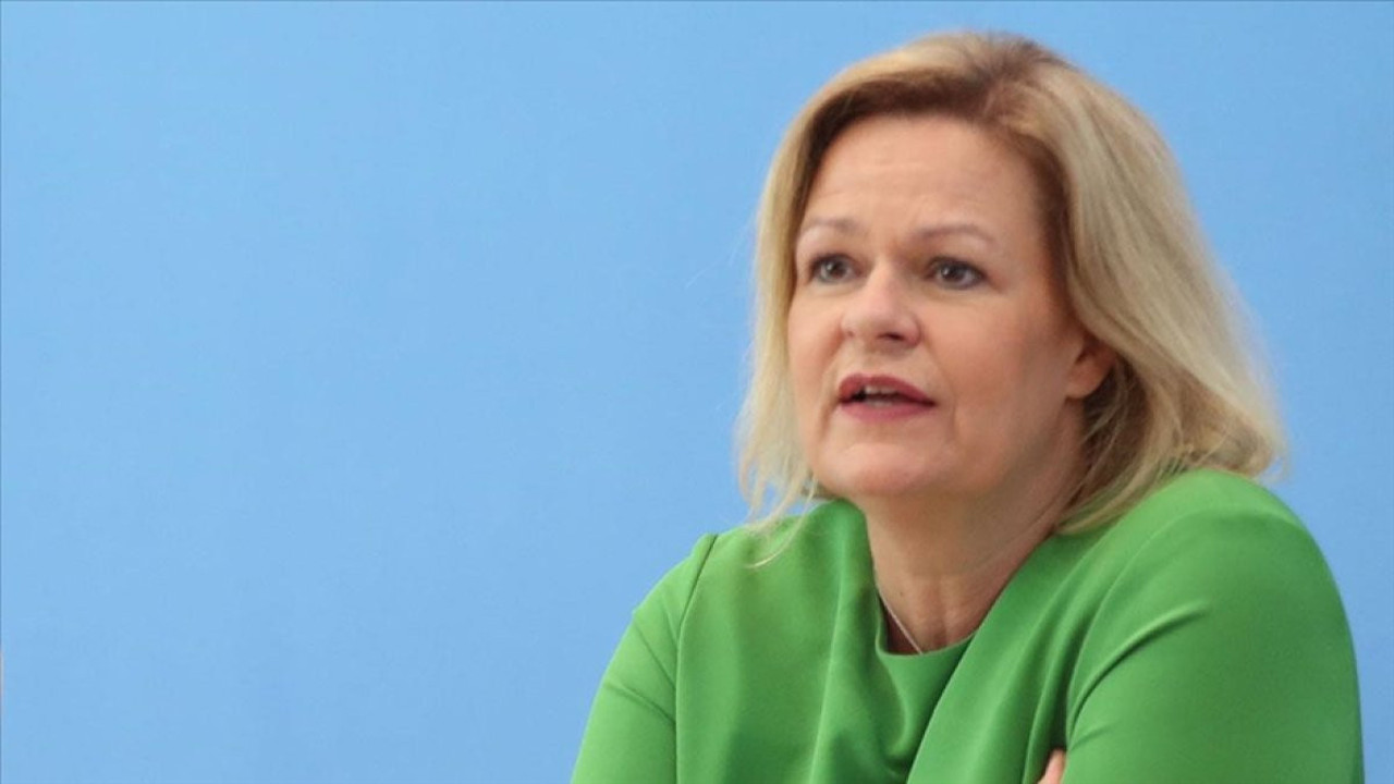 Almanya İçişleri Bakanı muhalefetin mülteciler için üst sınır getirilmesi teklifini reddetti