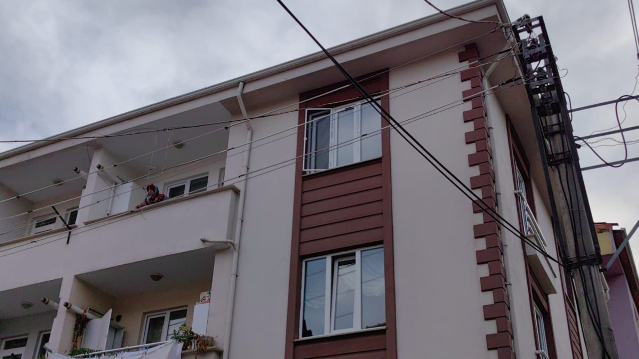 3. kattan düşen 2 yaşındaki çocuk ağır yaralandı (25 Eylül 2023)