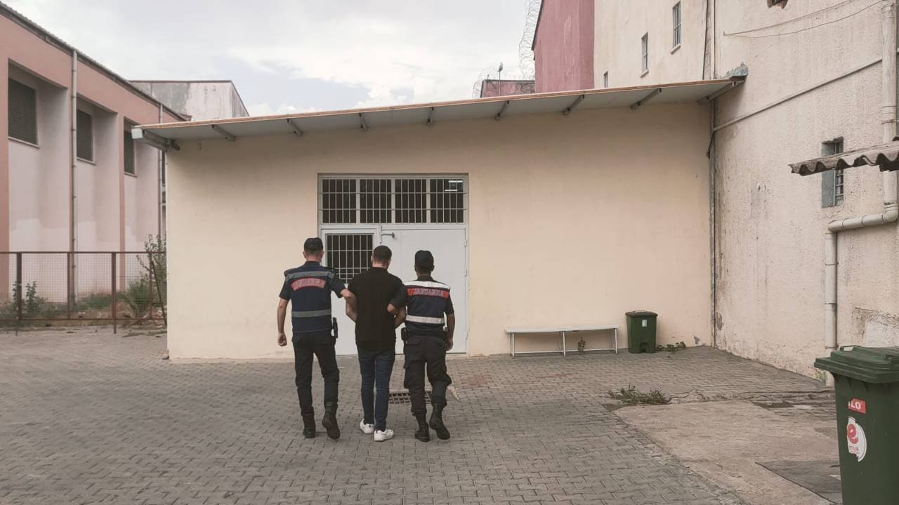 Beş ilde aranan dolandırıcı Aydın’da yakalandı