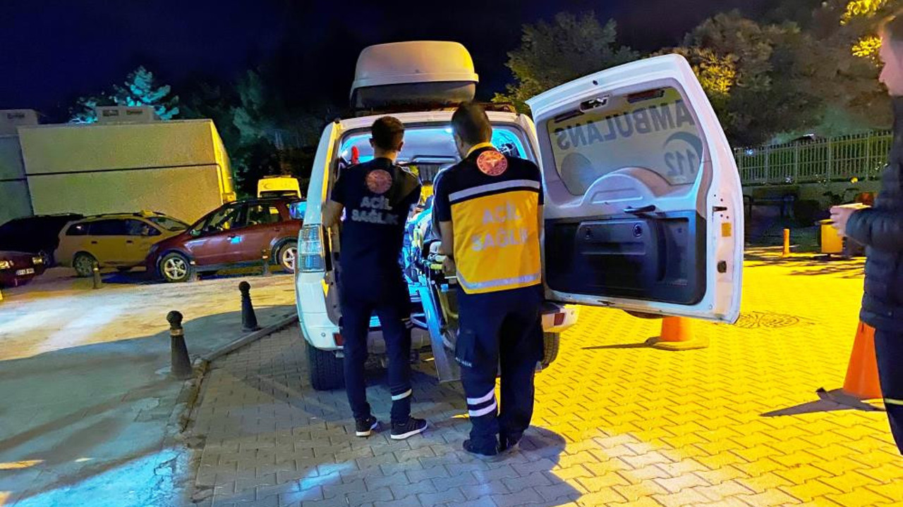 Otomobilin traktör çarpıştı: 1 yaralı