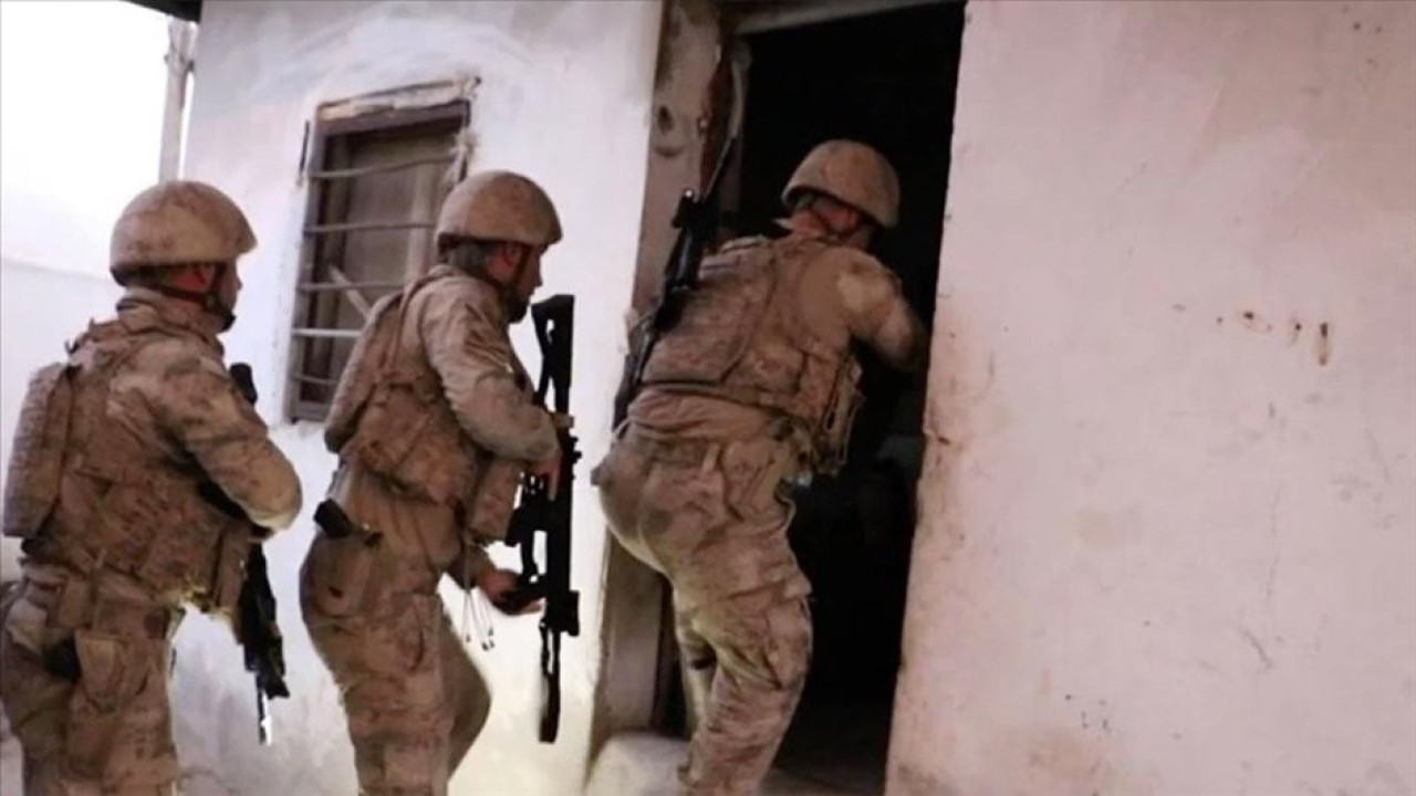 Bakan Yerlikaya duyurdu: 20 ildeki Narkogüç operasyonu. 90 zehir taciri yakalandı