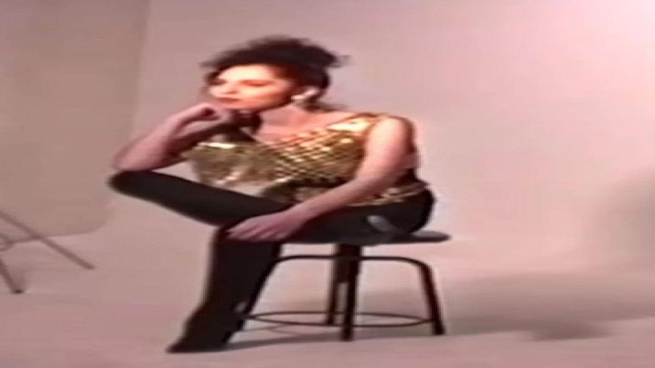 Sertab Erener'den yıllar öncesine ait Sezen Aksu videosu