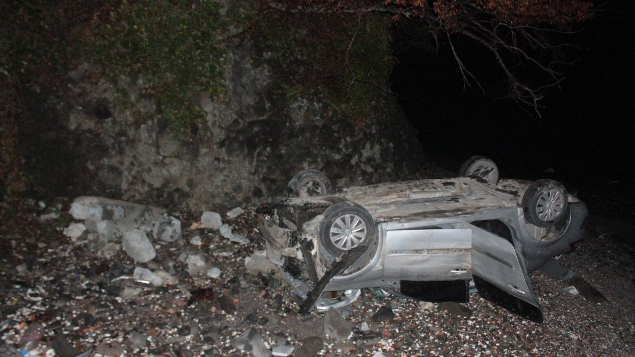 Ordu’da otomobil uçurumdan kumsala düştü: 4 yaralı