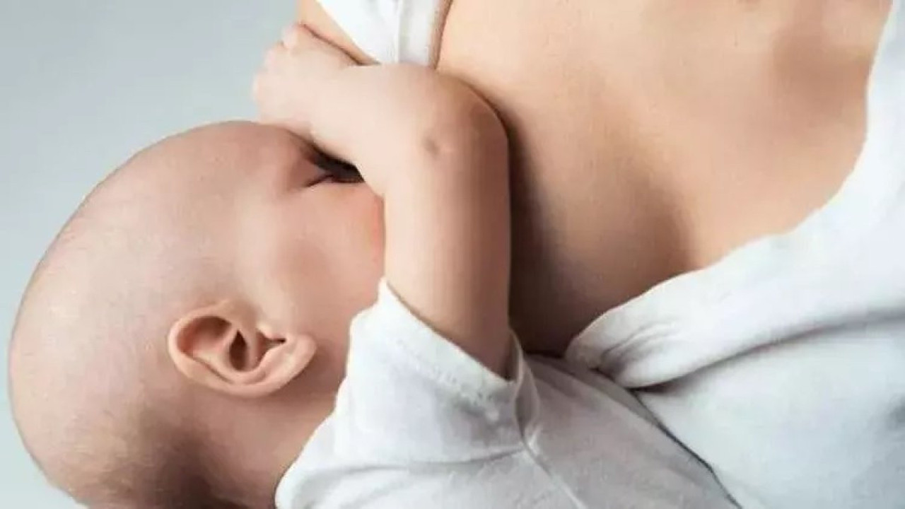 9 adımda emzirme nasıl olur