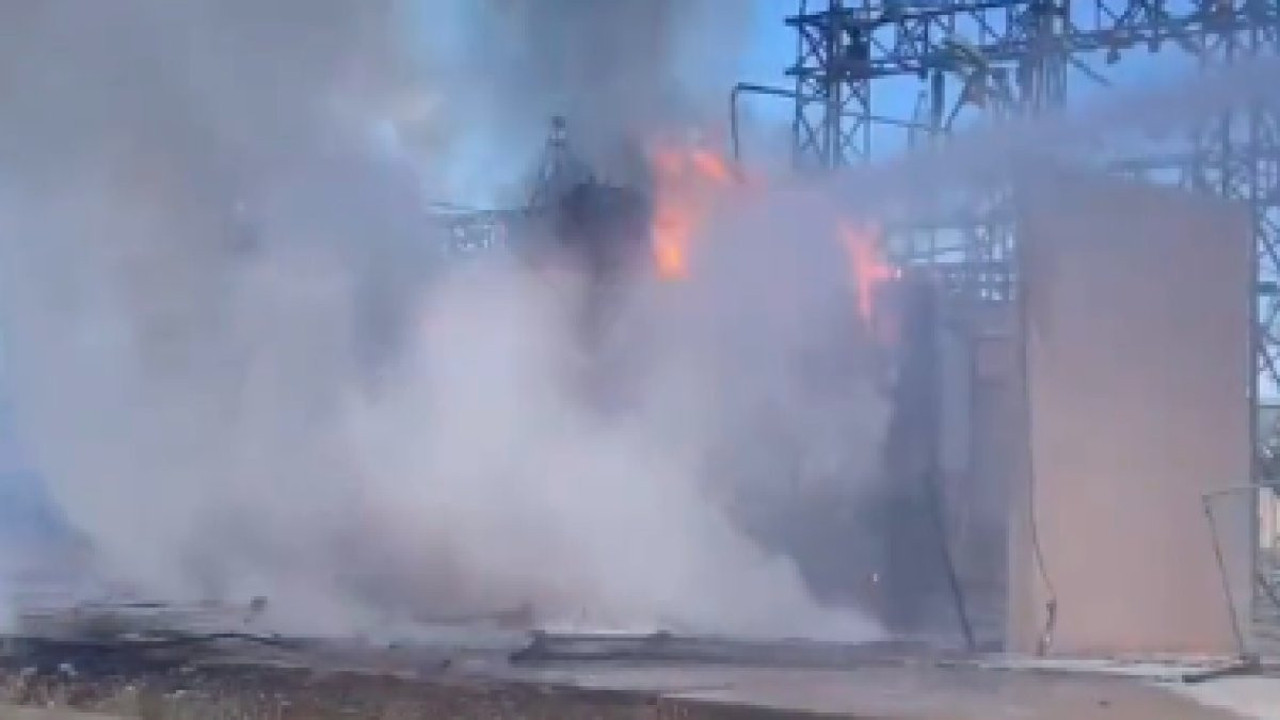 Türk Silahlı Kuvvetleri'nin PKK/YPG'ye ait bölgeleri vurması üzerine YPG terör örgütü sözcüsünden Rusya ve ABD'ye yardım çağrısı