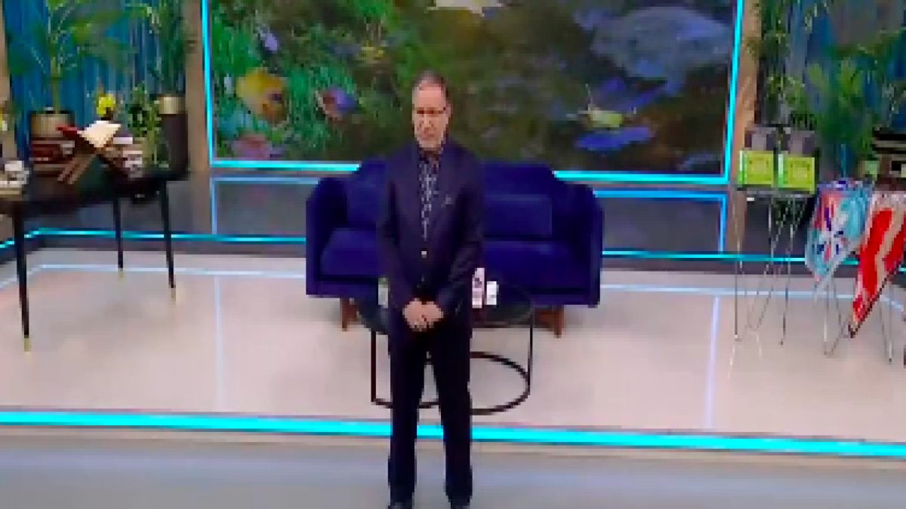 İlahiyatçı Prof. Dr. Mustafa Karataş'a sordular: "Bir erkeğin kadın kuaföründe çalışması günah mıdır?"