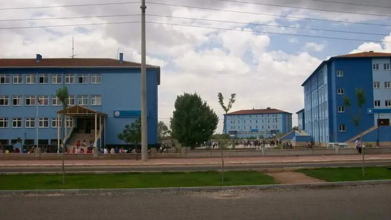 10 yaşındaki öğrenci okulda fenalaşarak öldü