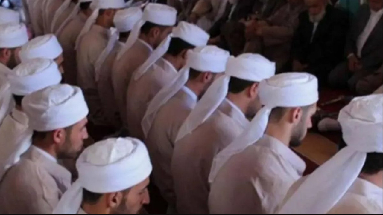 Tarikat mahkemesi kurdular Türkiye Cumhuriyeti’ni ‘Küfür ve şirk’ devleti olarak tanımladılar