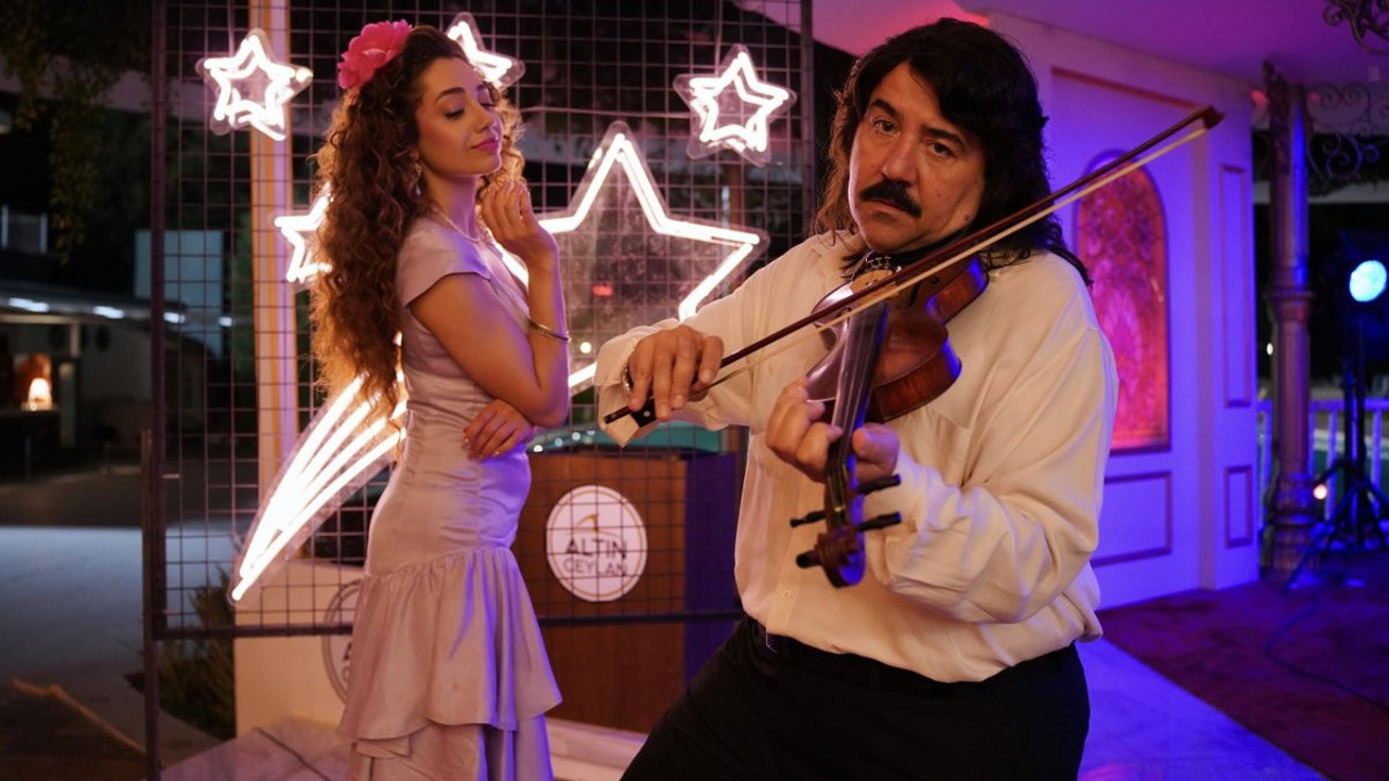 Ata Demirer'in 'Bursa Bülbülü' seyircisiyle buluştu