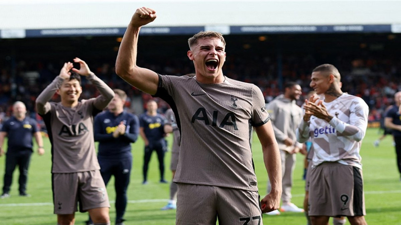 Tottenham Luton Town'a tek attı. Ligde liderliğe yükseldi
