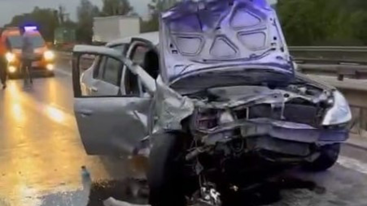 Otomobil ile tır çarpıştı: 2 yaralı