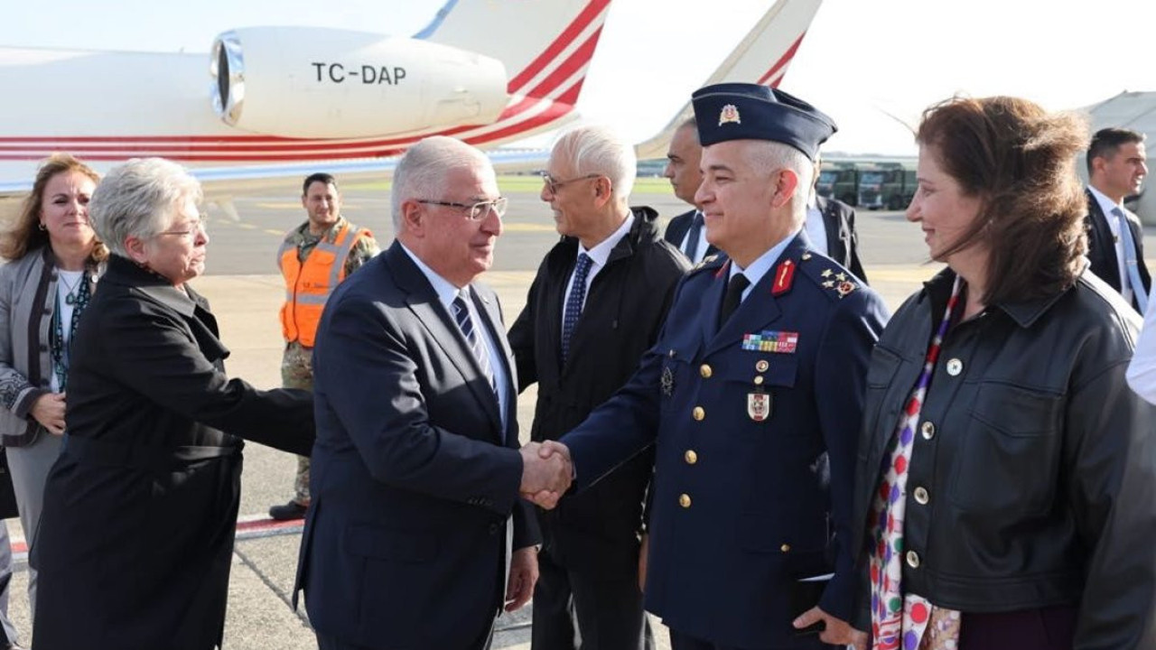 Bakan Güler, NATO toplantısı için Belçika'ya gitti