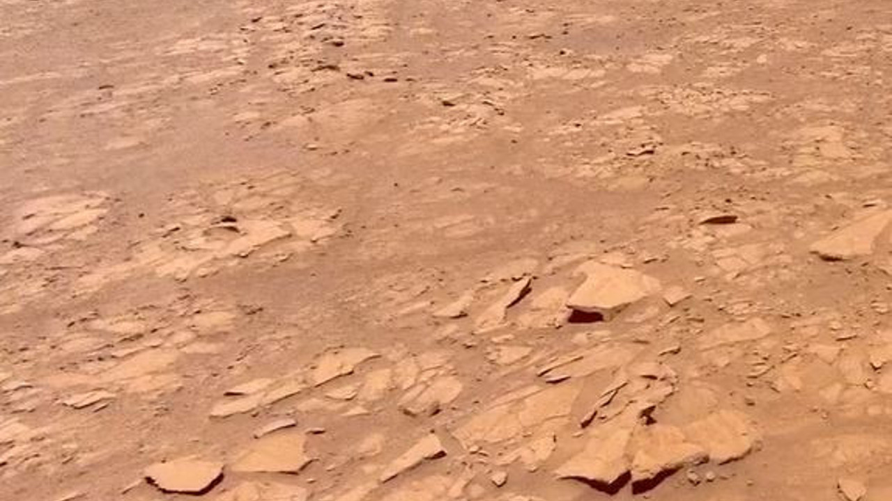 Mars’ta 3 milyar yıllık nehir yatağı görüntülendi