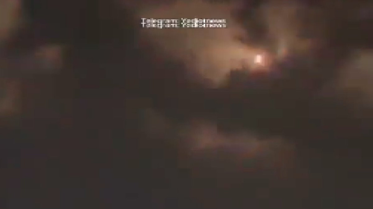 Hamas'ın İsrail'in Tel-Aviv bölgesine roket atışı yaptığına dair görüntüler paylaşılıyor