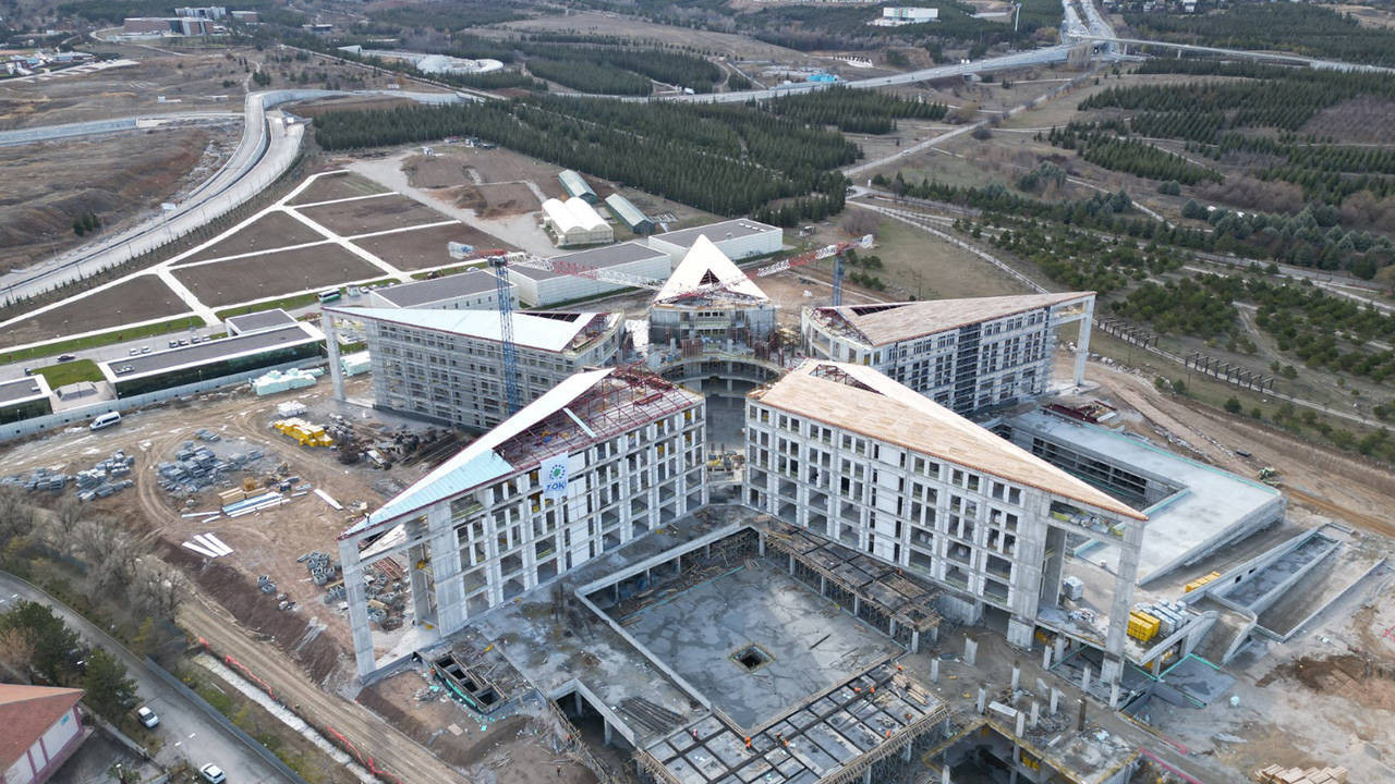 Atatürk Kültür, Dil ve Tarih Yüksek Kurumu dört kez ihale edildi yapılamadı