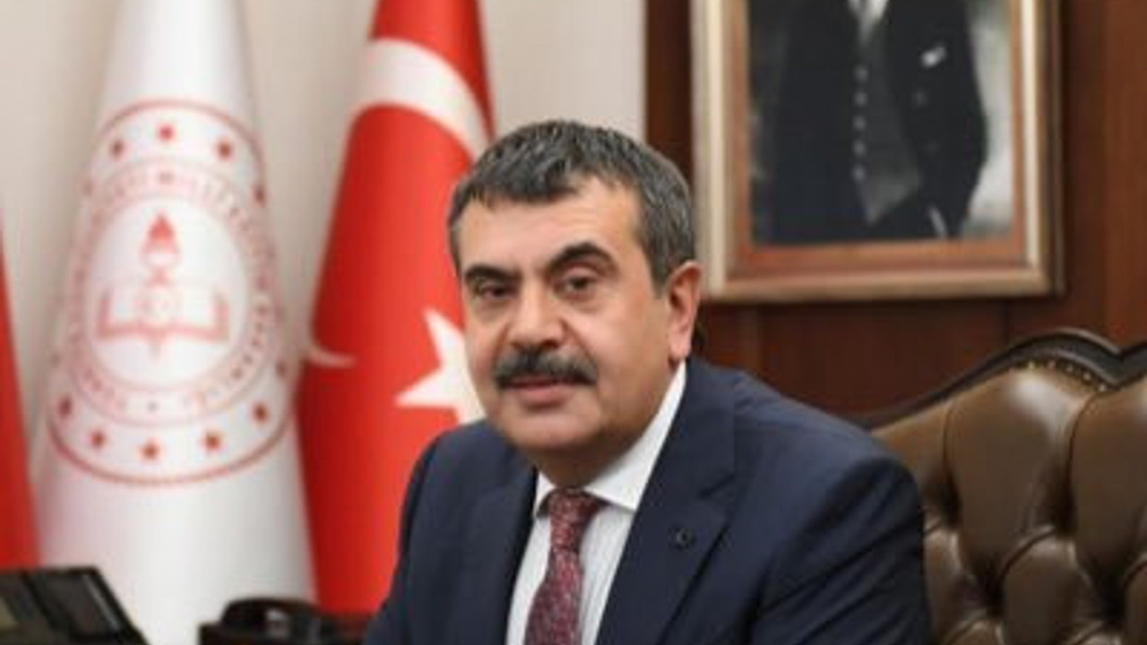 Bakan Tekin öğretmenlere yönelik şiddet için açıklama yaptı