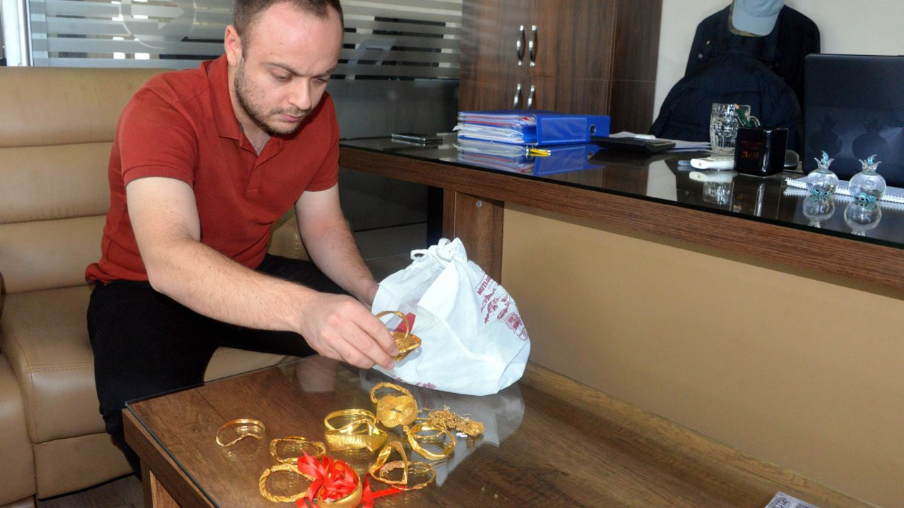 Enkaz altındaki banka kasasından çıkanlar şoke etti. 2 milyon liralık altın nerede?