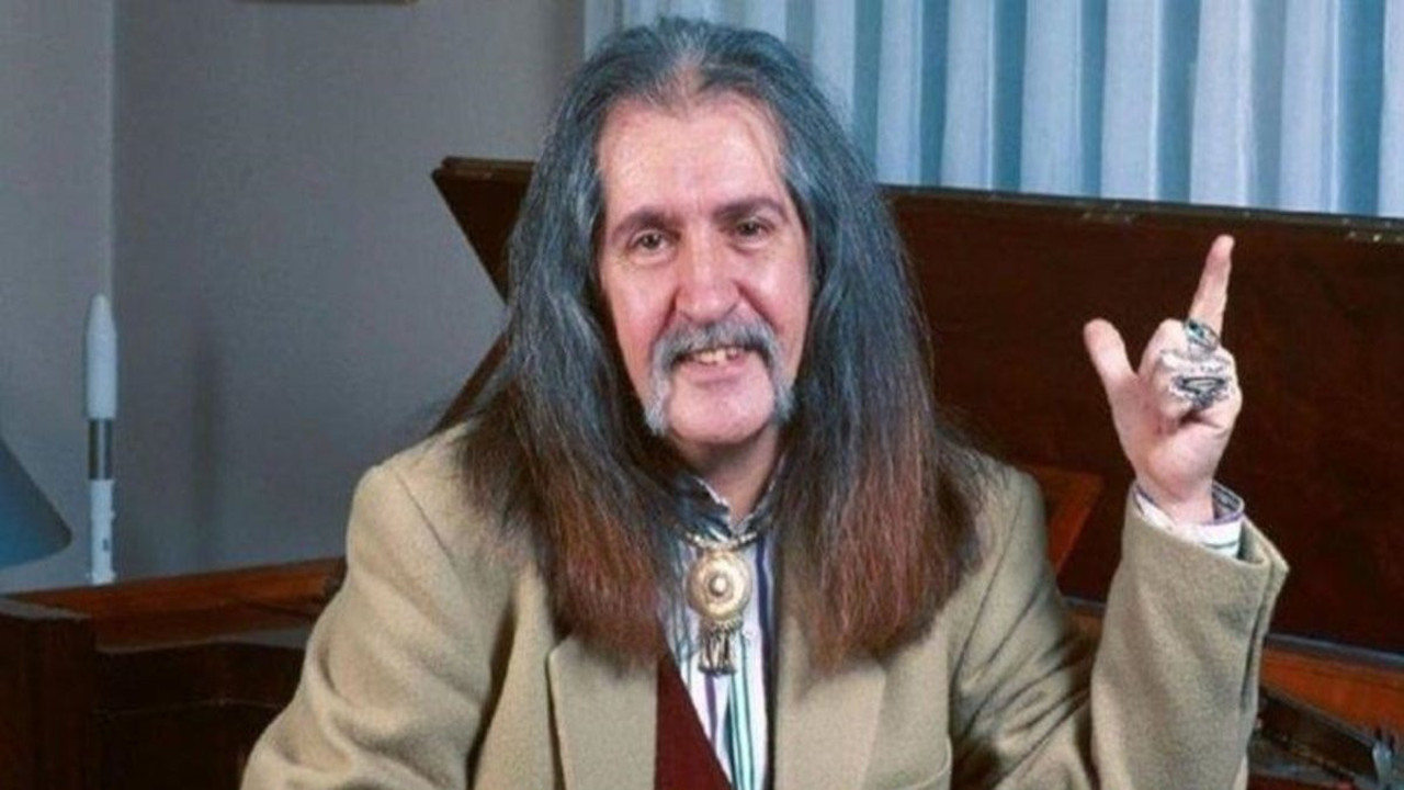 Barış Manço'nun anıtı o ülkeye dikilecek