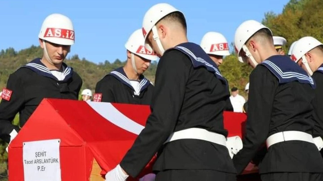 Şehidin kabri 64 yıl sonra taşındı