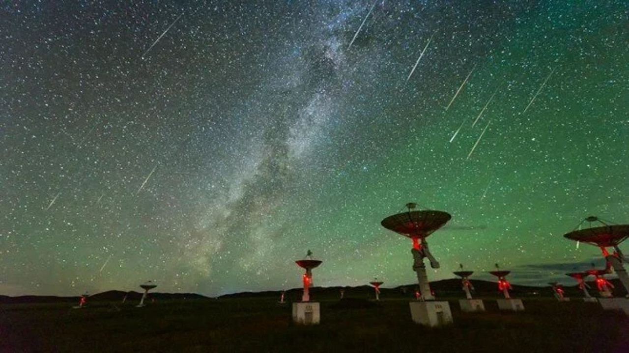 Dünya'ya 8 milyar yılda gelen radyo dalgaları tespit edildi. Uzayda ‘gizemli’ patlama