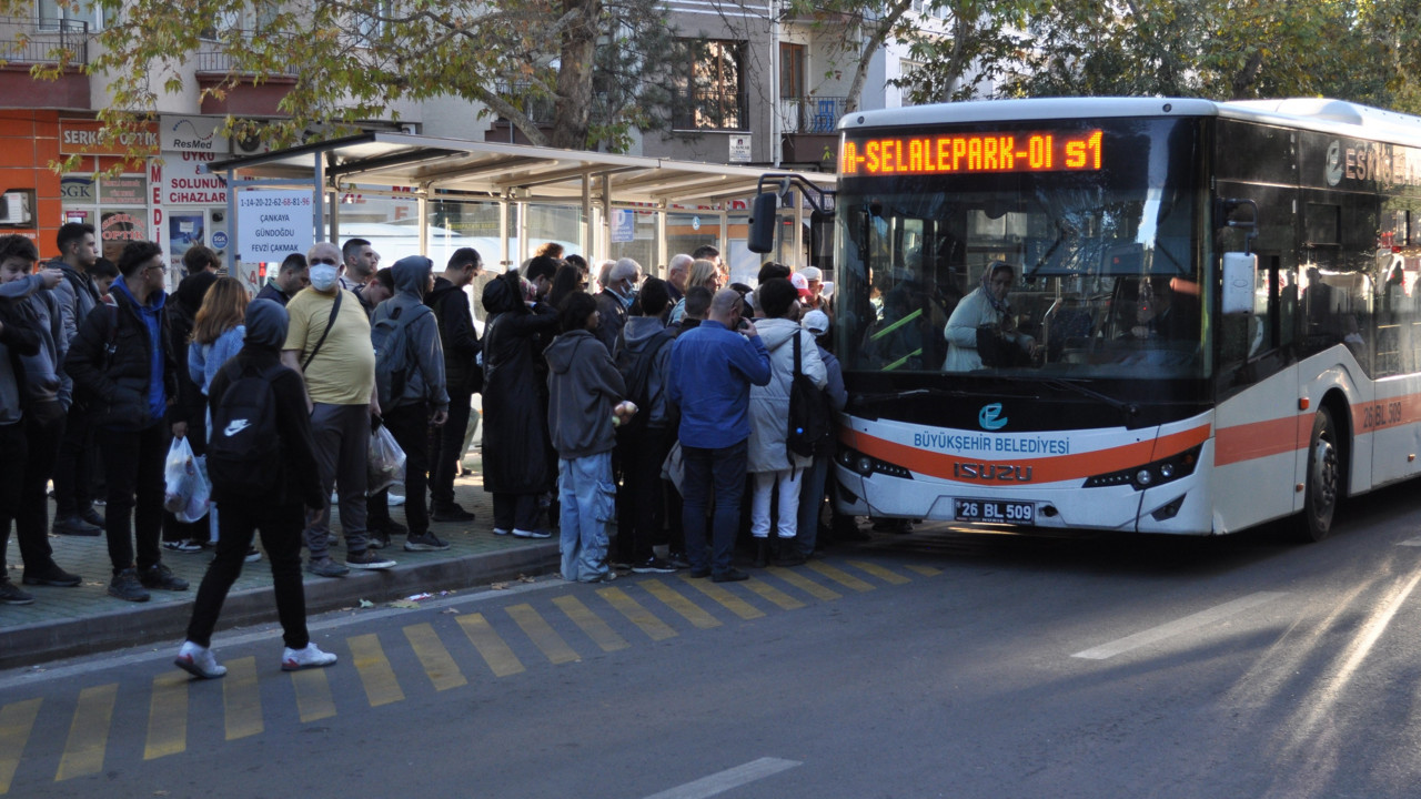 Bir ilde daha ulaşıma zam. Vatandaş isyanda: Bu millete yazık