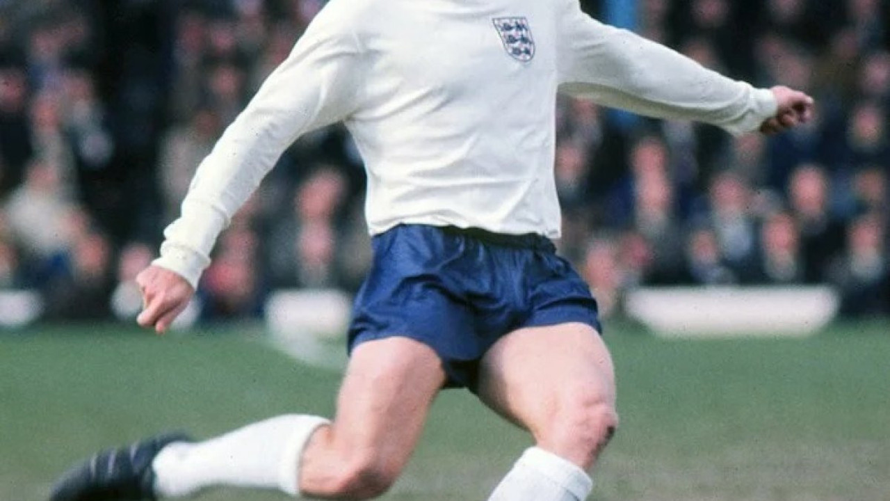 Manchester United'ın efsanesi öldü