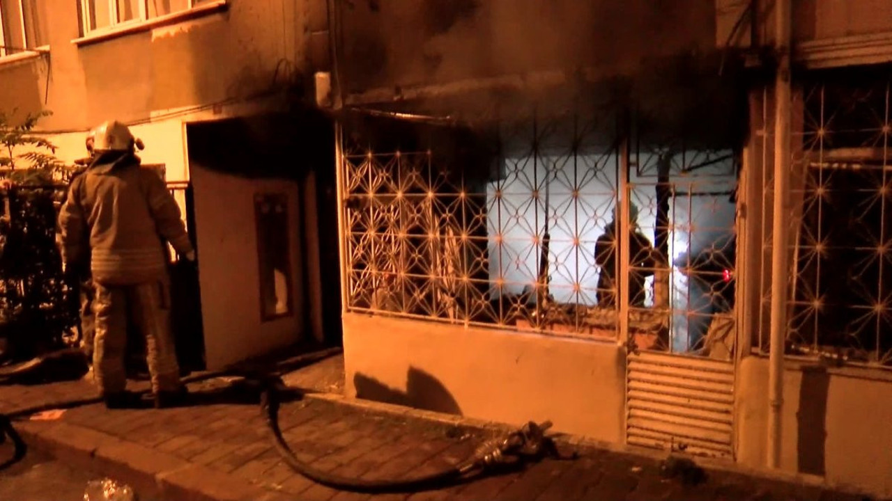 Fatih'te yabancı uyrukluların kaldığı dairede yangın