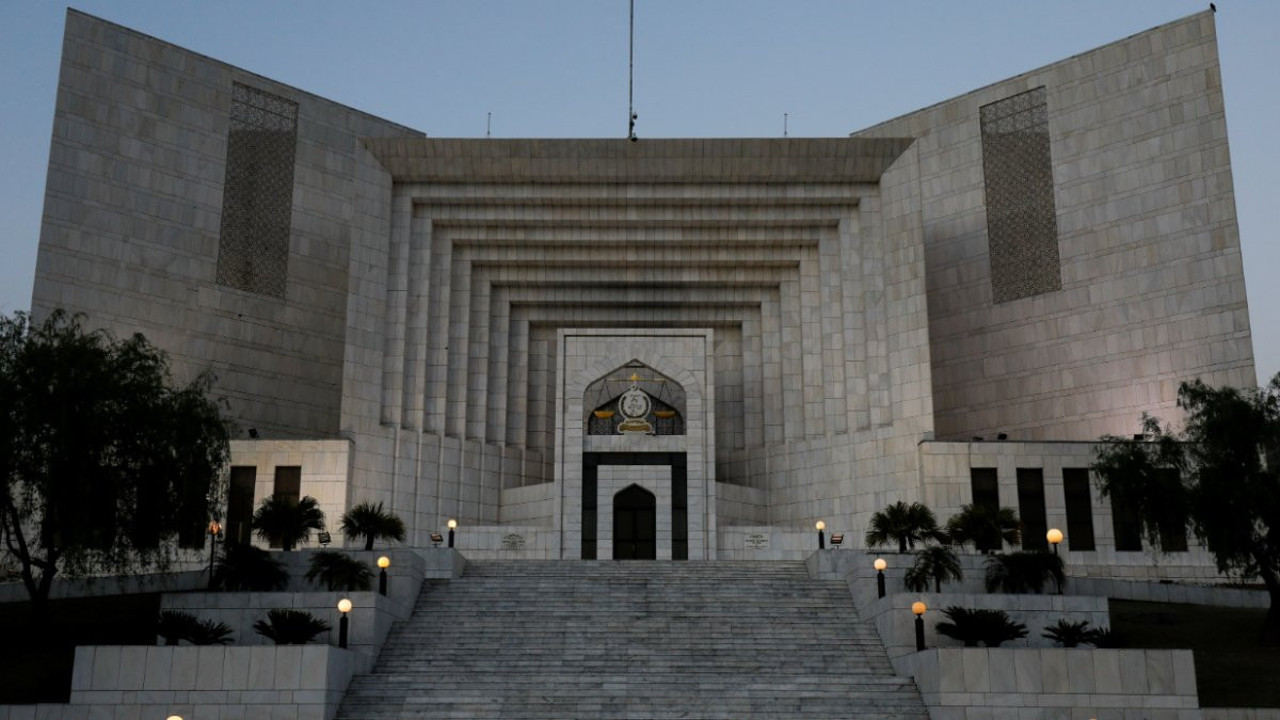 Pakistan'dan askeri mahkeme kararı