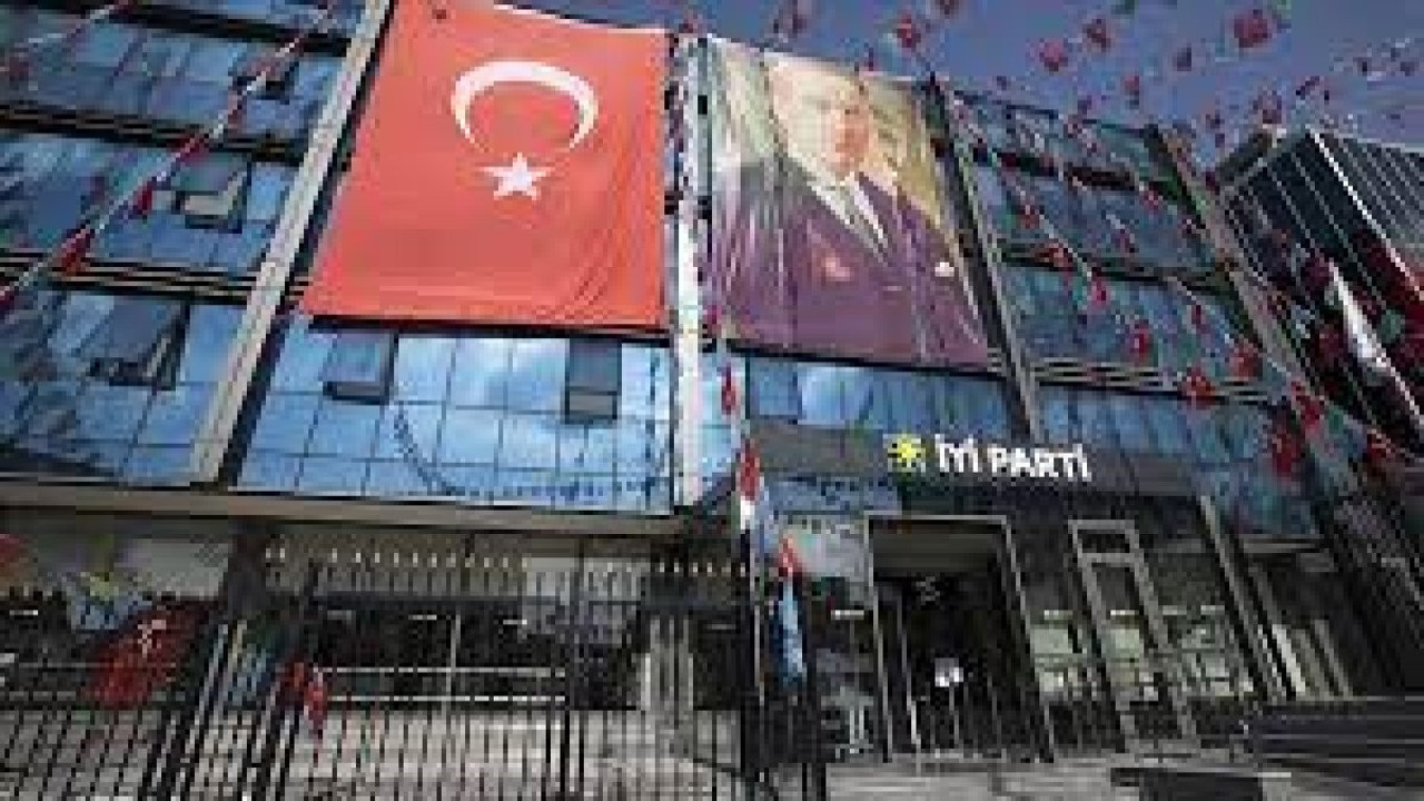 İYİ Parti'den tutuklu gazeteciler için 81 ilde açıklama