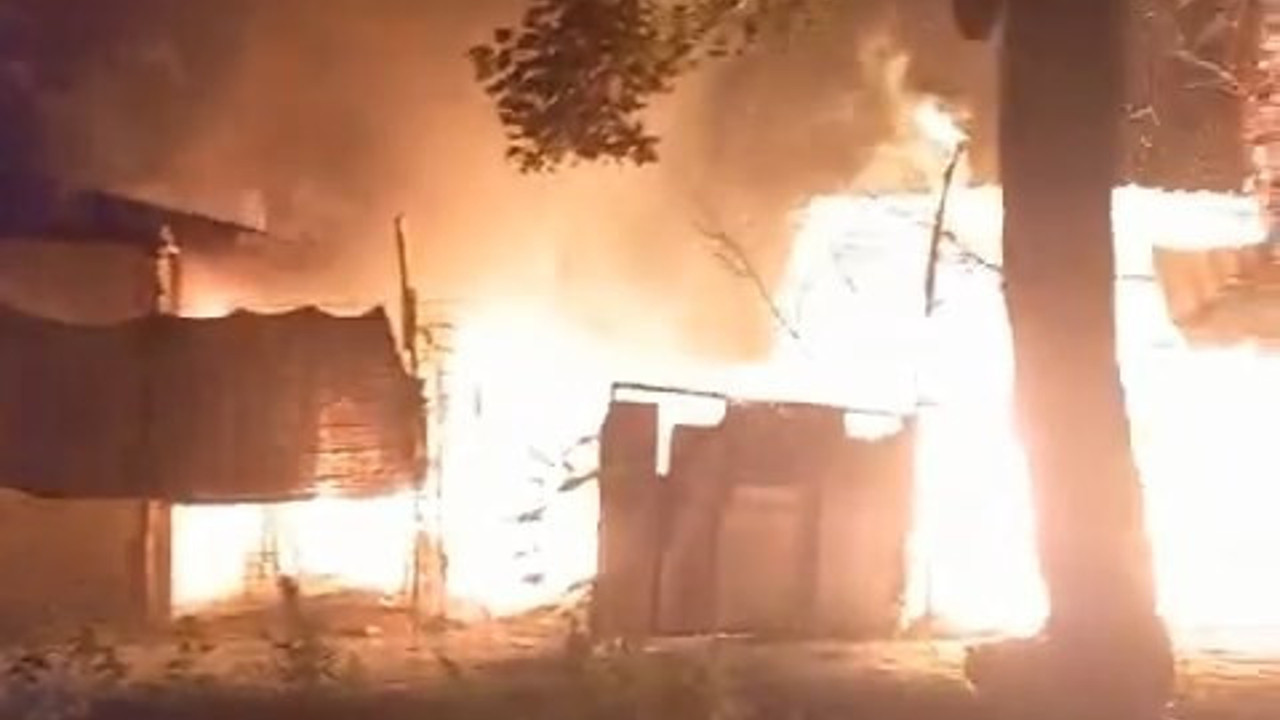 İnegöl'de ahşap evde yangın çıktı