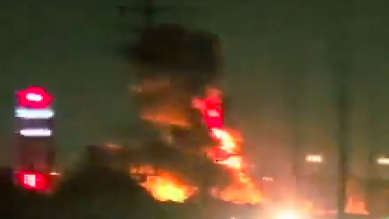 Tel Aviv'e Hamas'a ait roketler düştü, Demir Kubbe durduramadı