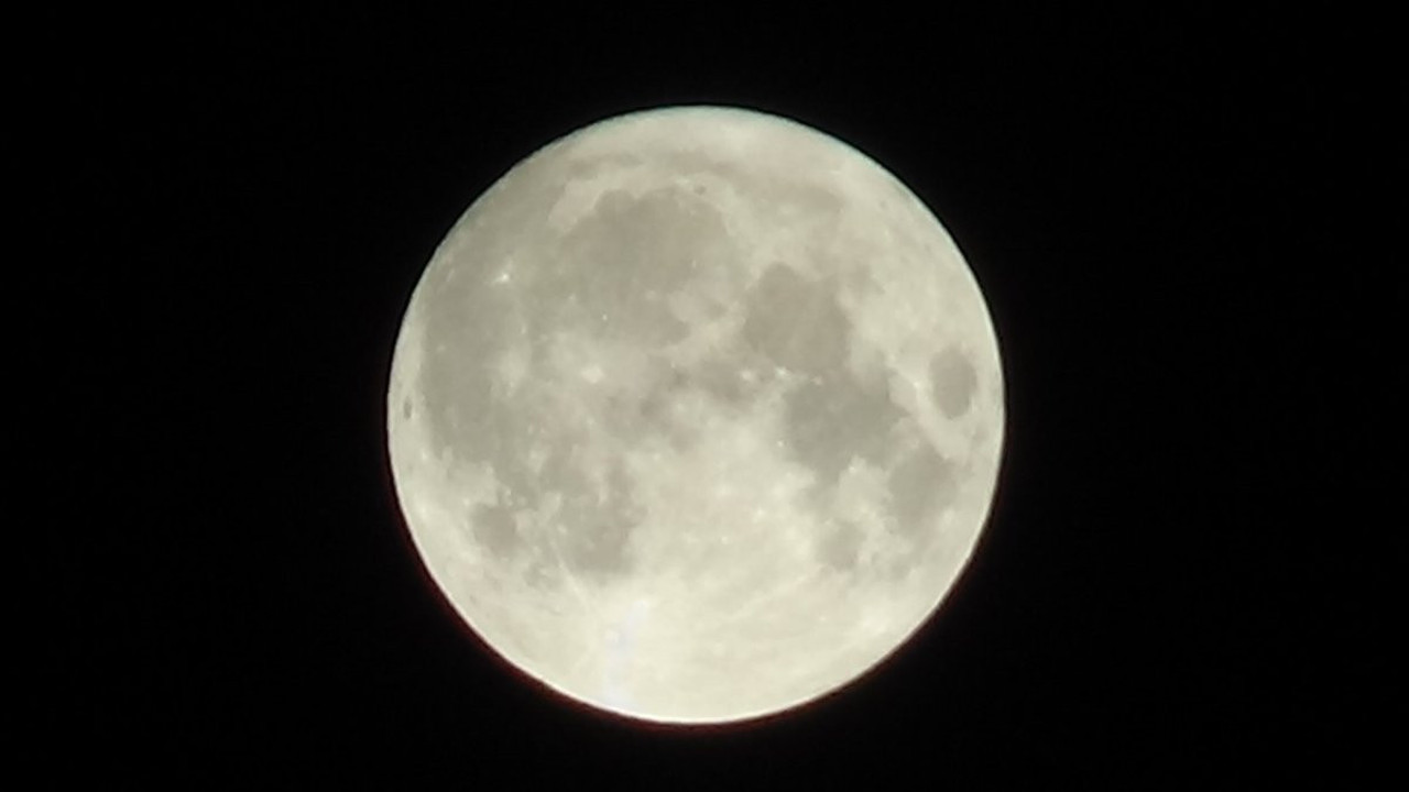 Kanlı ay tutulması Van'da nasıl görüldü