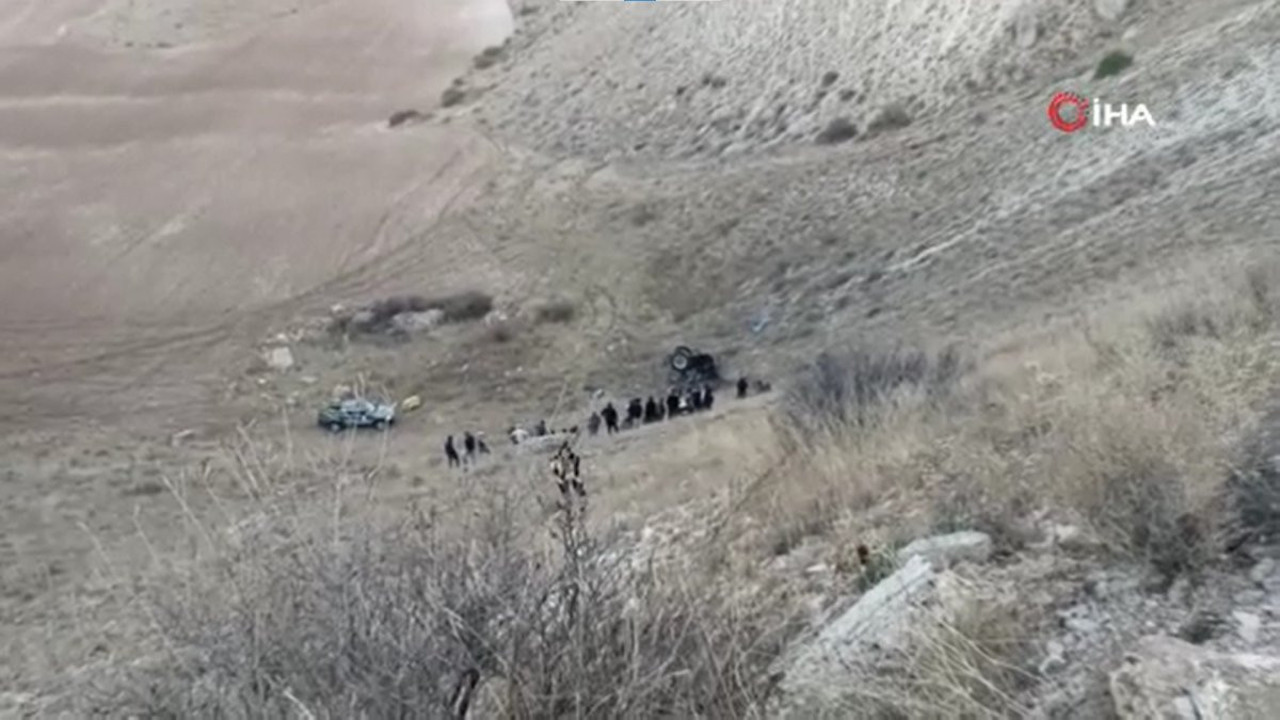 Sivas’ta traktör 400 metrelik uçurumdan uçtu: 1 ölü