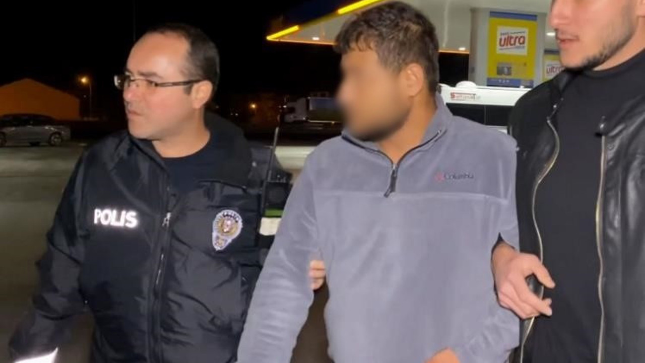 Telefon dolandırıcısı altınlarla kaçarken yakalandı