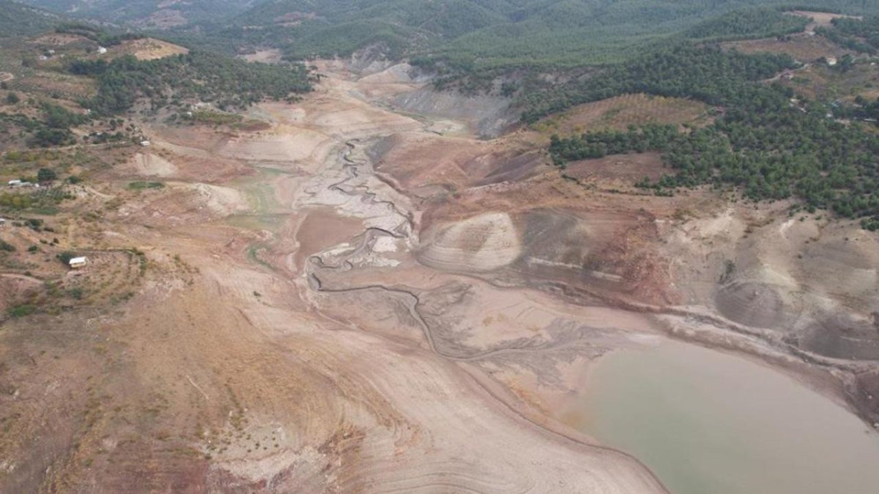Ayvalı Barajı da kurumaya yüz tuttu. Doluluk oranı alarma geçirdi
