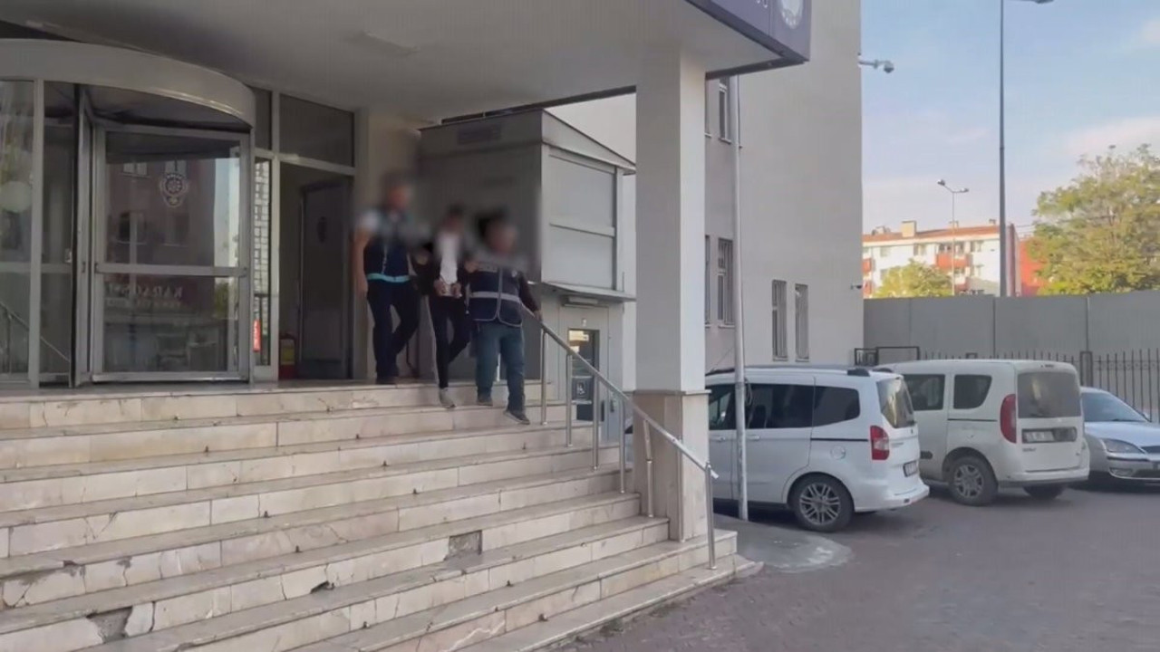 Kayseri'de fuhuş yapıldığı ortaya çıkan evlere baskın