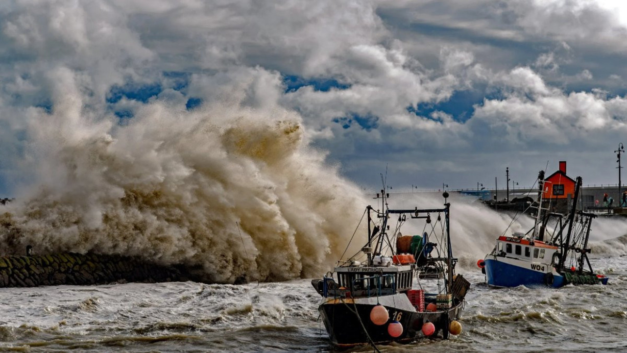 İtalya'yı Ciaran Kasırgası vurdu: 1 ölü