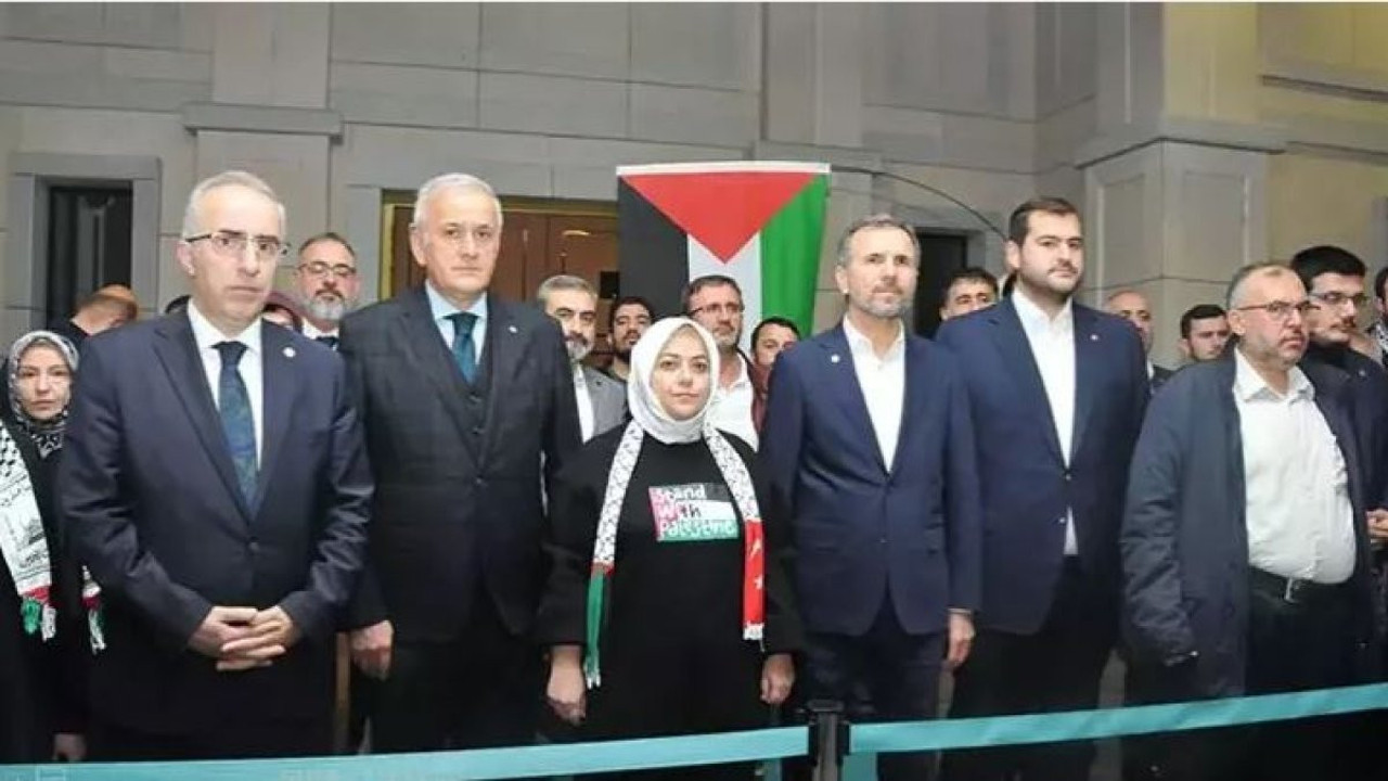 Gazze’ye gidecek olan Saadet Partisi ve Gelecek Partisi heyetleri yola çıktı