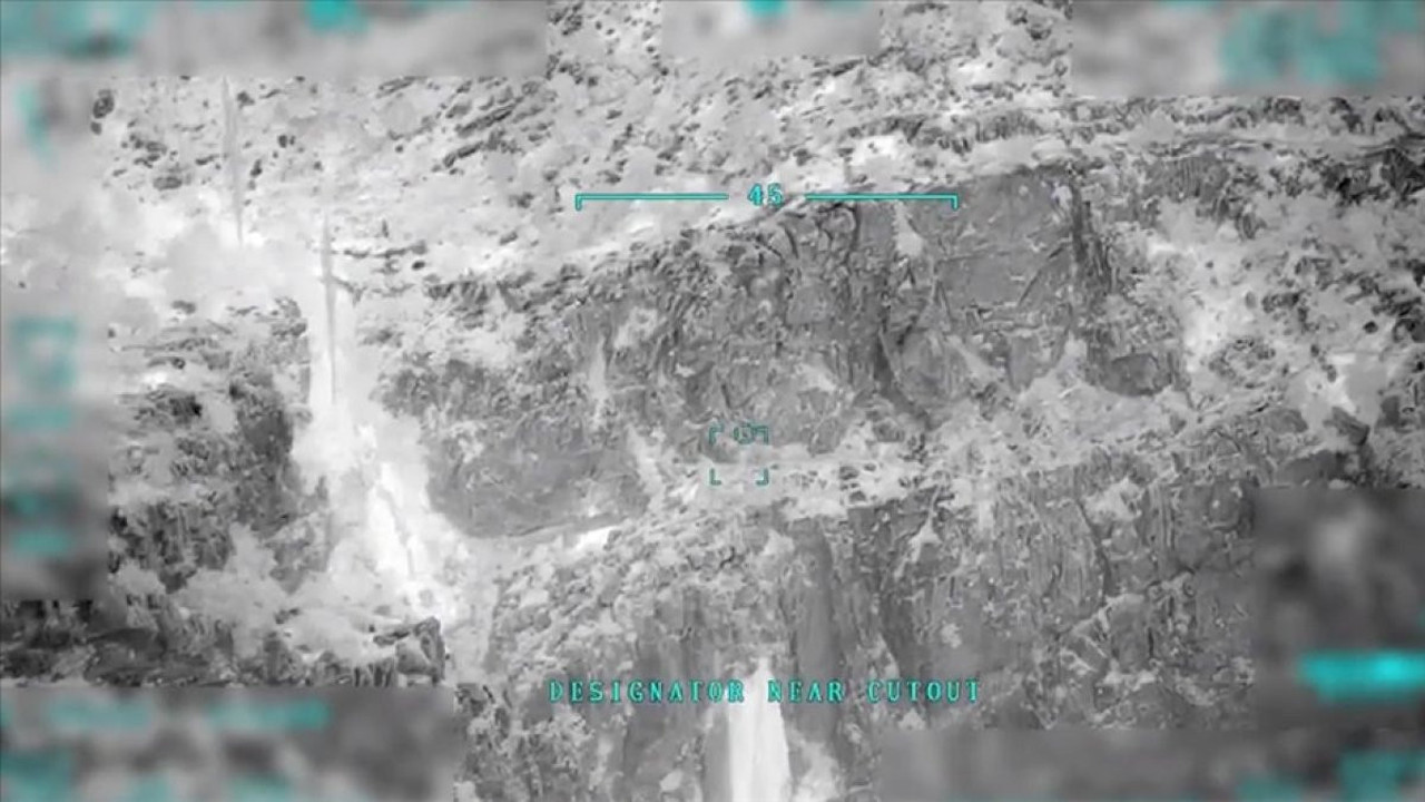Kandil'e hava harekatı: 3 terörist etkisiz hale getirildi