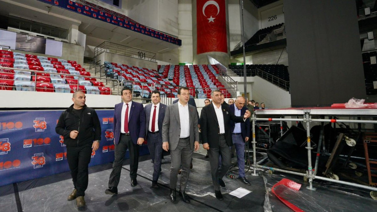 İmamoğlu milletvekilleriyle kurultay salonunu denetledi